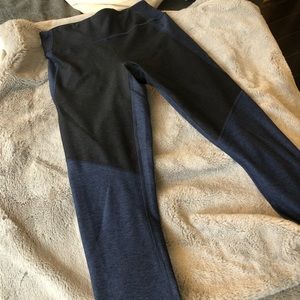 Outdoor Voices Colour Block Leggings - Size Small